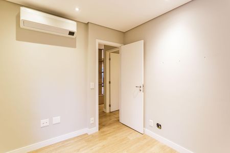 Apartamento à venda com 81m², 2 quartos e 2 vagas Apartamento à venda com 81m², 2 quartos e 2 vagasQuarto 1