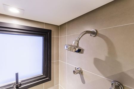 Apartamento à venda com 81m², 2 quartos e 2 vagas Apartamento à venda com 81m², 2 quartos e 2 vagasBanheiro Social