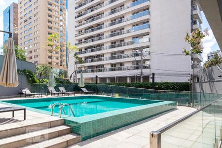 Apartamento à venda com 81m², 2 quartos e 2 vagas Apartamento à venda com 81m², 2 quartos e 2 vagasÁrea comum - Piscina
