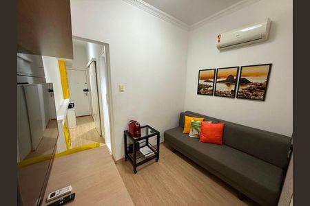 Apartamento à venda com 38m², 1 quarto e sem vaga