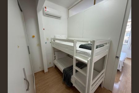 Apartamento à venda com 38m², 1 quarto e sem vaga