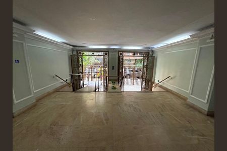 Apartamento à venda com 38m², 1 quarto e sem vaga