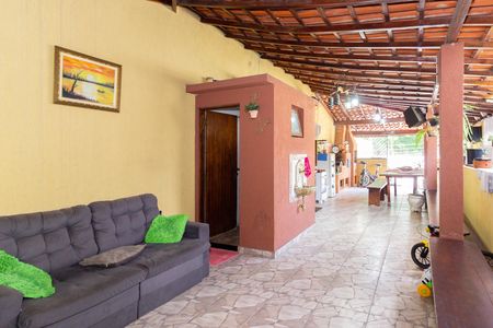 Casa à venda com 141m², 3 quartos e 2 vagas Casa à venda com 141m², 3 quartos e 2 vagasEspaço de Lazer