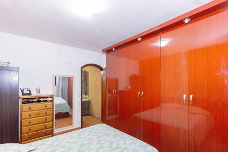 Casa à venda com 141m², 3 quartos e 2 vagas Casa à venda com 141m², 3 quartos e 2 vagasQuarto 1