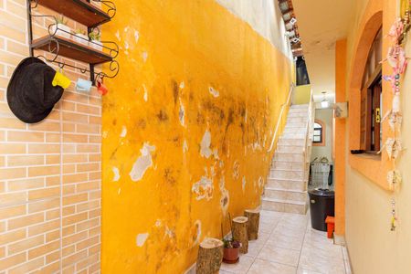 Casa à venda com 141m², 3 quartos e 2 vagas Casa à venda com 141m², 3 quartos e 2 vagasCorredor Externo