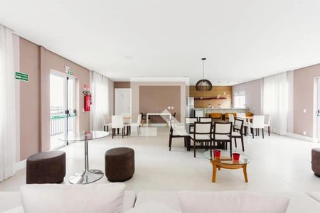 Apartamento para alugar com 41m², 2 quartos e sem vaga Apartamento para alugar com 41m², 2 quartos e sem vagaSalão de Festas