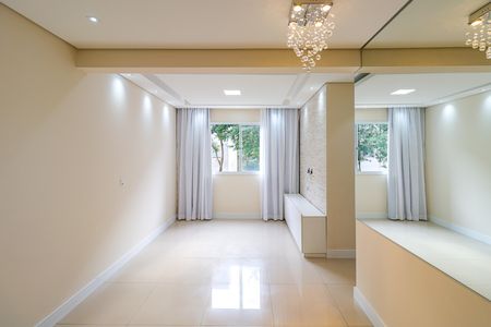 Apartamento para alugar com 2 quartos, 44m² em Jardim Helga, São Paulo