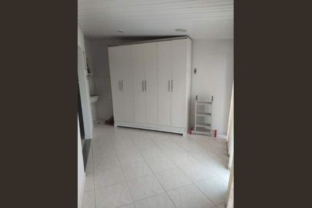 Casa à venda com 230m², 3 quartos e 4 vagas