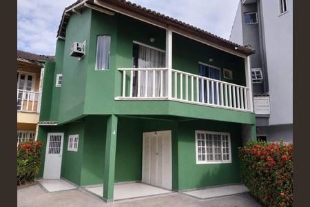 Casa à venda com 230m², 3 quartos e 4 vagas