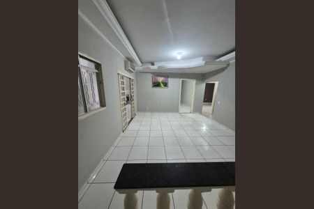 Casa à venda com 250m², 3 quartos e 5 vagasFoto 07