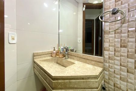 Apartamento à venda com 50m², 2 quartos e 1 vaga Apartamento à venda com 50m², 2 quartos e 1 vagaBanheiro