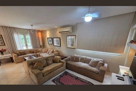 Casa à venda com 500m², 4 quartos e 3 vagas