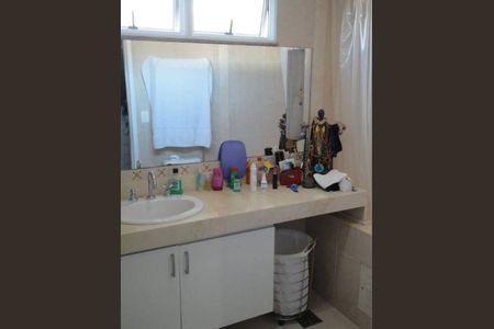Casa à venda com 500m², 4 quartos e 3 vagas