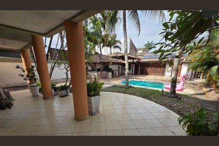 Casa à venda com 500m², 4 quartos e 3 vagas