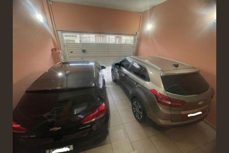 Casa à venda com 170m², 3 quartos e 2 vagas