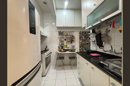 Apartamento à venda com 100m², 2 quartos e 1 vaga Apartamento à venda com 100m², 2 quartos e 1 vagaCozinha