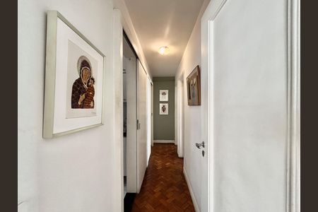 Apartamento à venda com 100m², 2 quartos e 1 vaga Apartamento à venda com 100m², 2 quartos e 1 vagaSala - corredor de acesso aos cômodos