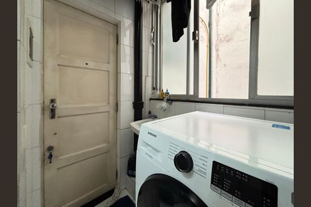 Apartamento à venda com 100m², 2 quartos e 1 vaga Apartamento à venda com 100m², 2 quartos e 1 vagaÁrea de serviço