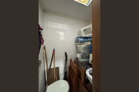 Apartamento à venda com 100m², 2 quartos e 1 vaga Apartamento à venda com 100m², 2 quartos e 1 vagaÁrea de serviço - suíte - banheiro