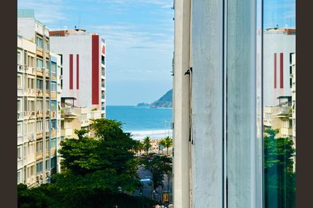 Apartamento à venda com 100m², 2 quartos e 1 vaga Apartamento à venda com 100m², 2 quartos e 1 vagaSala - vista livre para a praia