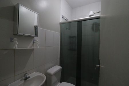 Apartamento para alugar com 47m², 2 quartos e 1 vaga Apartamento para alugar com 47m², 2 quartos e 1 vagaBanheiro