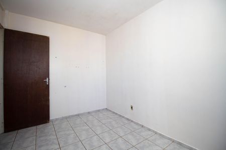 Quarto 1 de apartamento para alugar com 2 quartos, 45m² em Samambia, Brasília