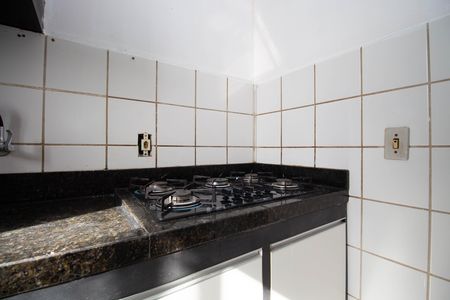 Apartamento para alugar com 45m², 2 quartos e sem vaga Apartamento para alugar com 45m², 2 quartos e sem vagaCozinha e Área de Serviço