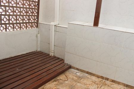 Casa para alugar com 350m², 4 quartos e 2 vagas