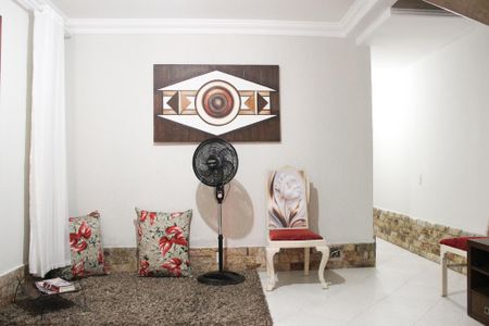 Casa para alugar com 350m², 4 quartos e 2 vagas