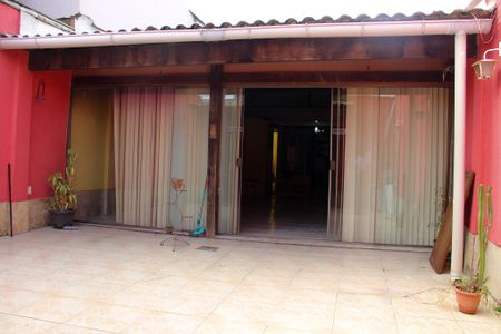 Casa para alugar com 350m², 4 quartos e 2 vagas