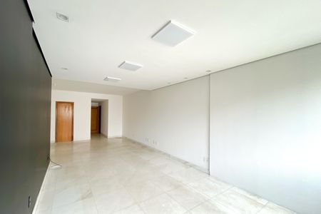 Apartamento para alugar com 140m², 4 quartos e 3 vagas Apartamento para alugar com 140m², 4 quartos e 3 vagasSala