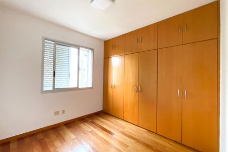 Apartamento para alugar com 140m², 4 quartos e 3 vagas Apartamento para alugar com 140m², 4 quartos e 3 vagasQuarto 3