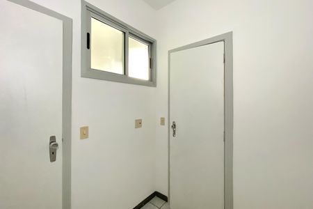 Apartamento para alugar com 140m², 4 quartos e 3 vagas Apartamento para alugar com 140m², 4 quartos e 3 vagasQuarto de Serviço