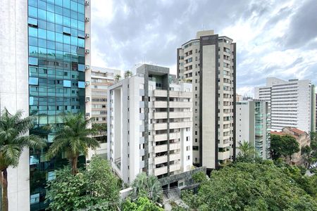 Apartamento para alugar com 140m², 4 quartos e 3 vagas Apartamento para alugar com 140m², 4 quartos e 3 vagasVista Quarto 3