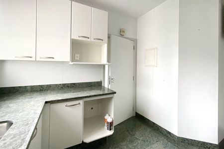 Apartamento para alugar com 140m², 4 quartos e 3 vagas Apartamento para alugar com 140m², 4 quartos e 3 vagasCozinha