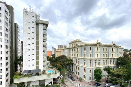 Vista da Sala de apartamento para alugar com 4 quartos, 140m² em Boa Viagem, Belo Horizonte