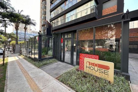Apartamento para alugar com 31m², 1 quarto e sem vaga