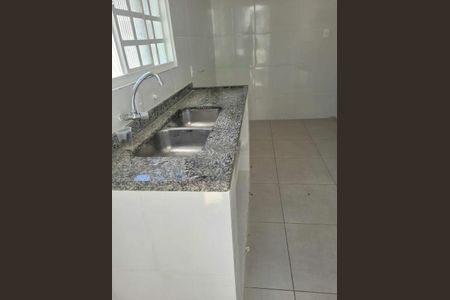 Casa à venda com 3 quartos, 324m² em Vila Nova Manchester, São Paulo