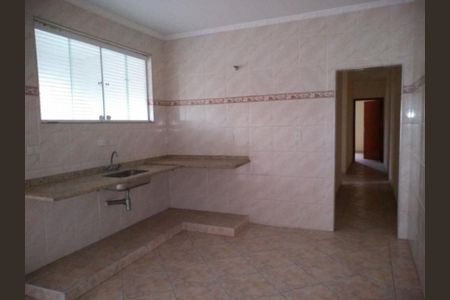 Casa à venda com 3 quartos, 324m² em Vila Nova Manchester, São Paulo