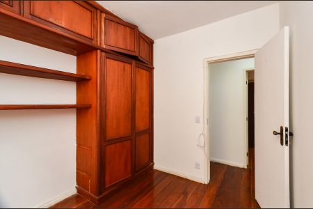 Apartamento à venda com 80m², 3 quartos e 2 vagasQuarto 1
