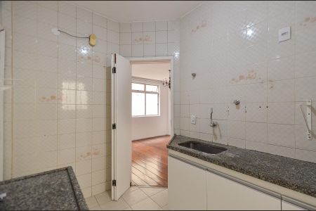 Apartamento à venda com 80m², 3 quartos e 2 vagasCozinha