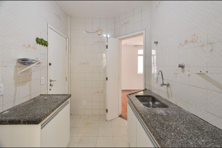 Apartamento à venda com 80m², 3 quartos e 2 vagasCozinha
