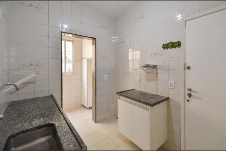 Apartamento à venda com 80m², 3 quartos e 2 vagasCozinha