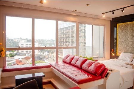 Apartamento para alugar com 1 quarto, 37m² em Jardim Goiás, Goiânia