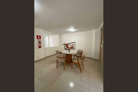 Apartamento à venda com 3 quartos, 160m² em Esplanada, Belo Horizonte