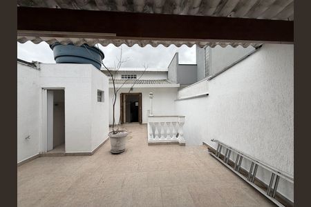 Casa à venda com 116m², 3 quartos e 2 vagasQuintal