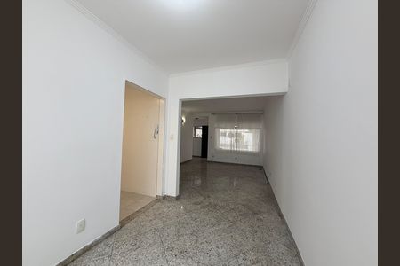 Sala de casa à venda com 3 quartos, 116m² em Vila Claudia, São Paulo