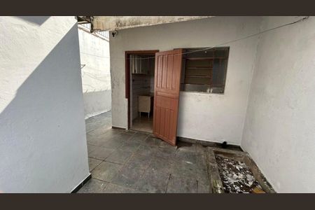 Casa à venda com 75m², 2 quartos e 2 vagas