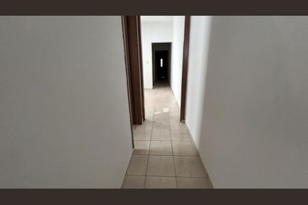 Casa à venda com 75m², 2 quartos e 2 vagas