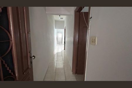 Casa à venda com 75m², 2 quartos e 2 vagas
